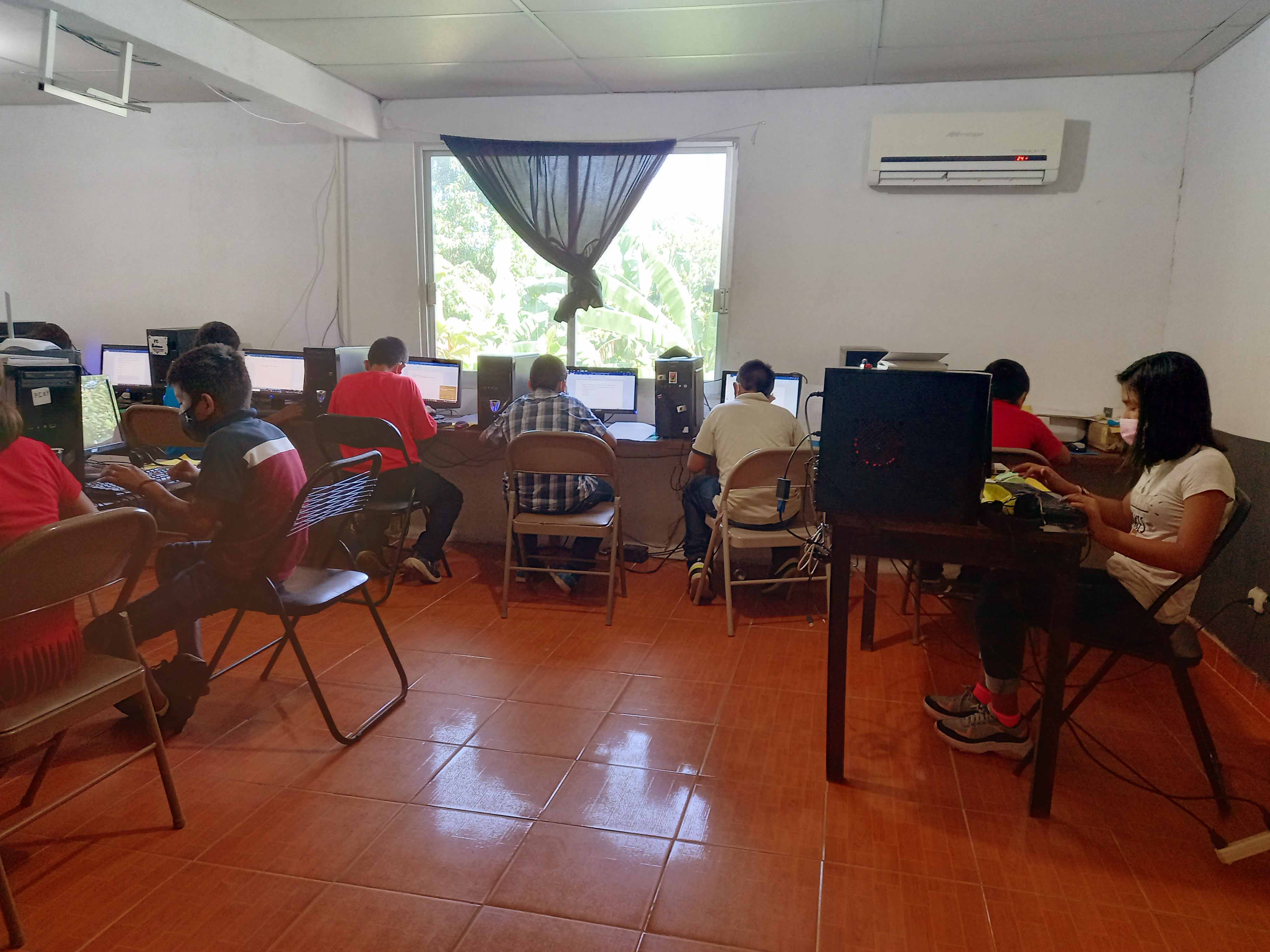 Aulas e instalaciones INEIN